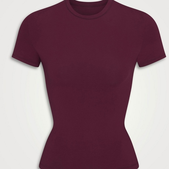 Skims -T-shirt - Picture 1 of 2